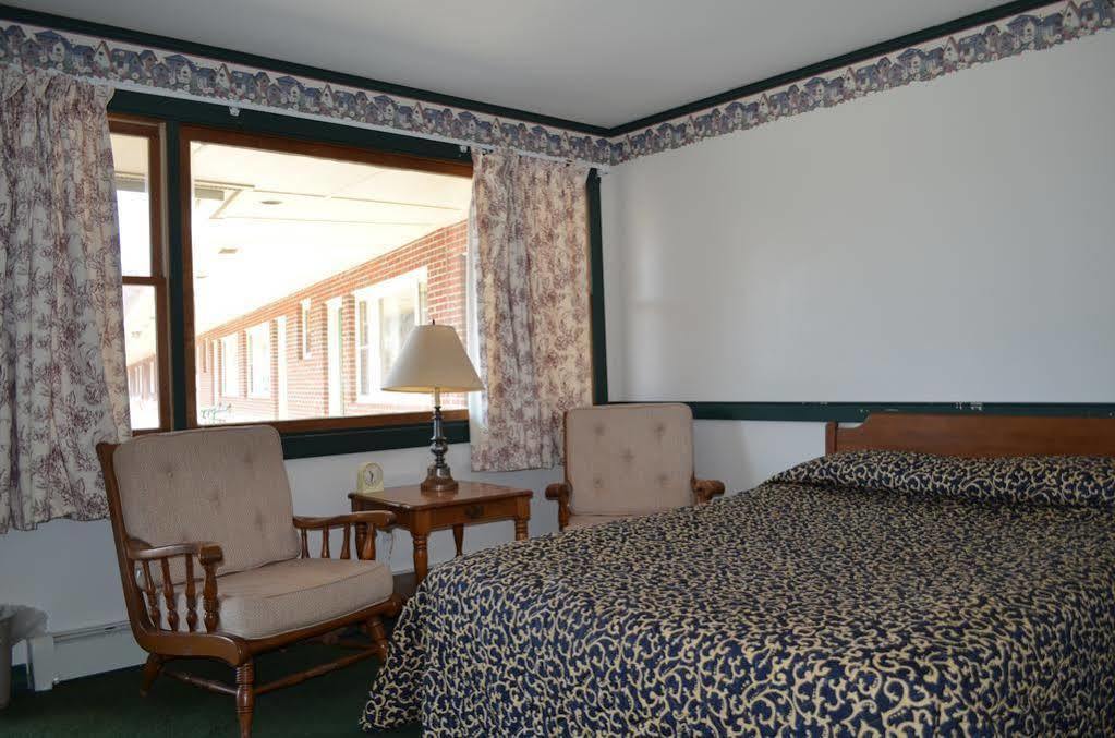 Pownal Ladd Brook Inn المظهر الخارجي الصورة