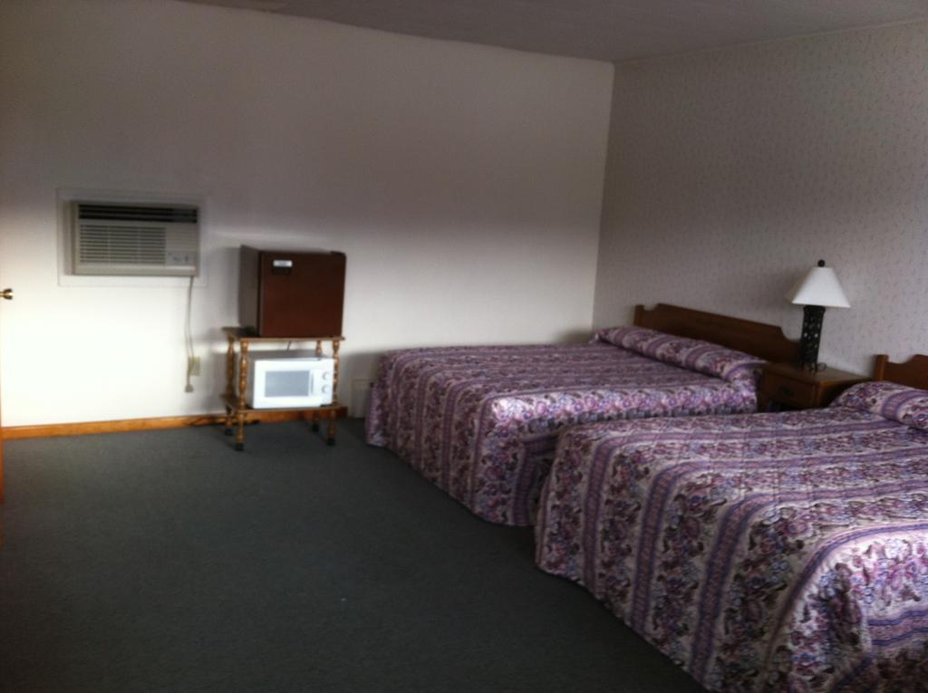 Pownal Ladd Brook Inn المظهر الخارجي الصورة