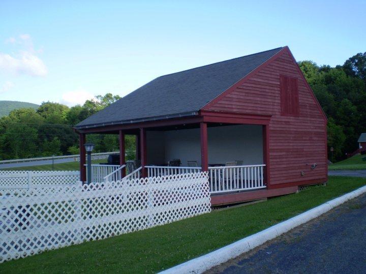 Pownal Ladd Brook Inn المظهر الخارجي الصورة